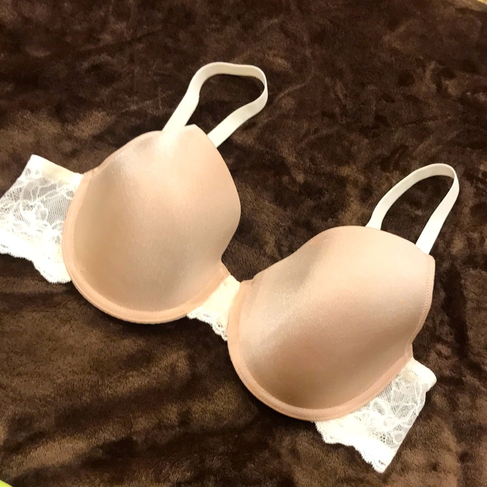 Wacoal nude bra. Size 38C.